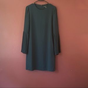 Maggy London Lightweight lined dress